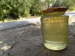 Piața mierii: sectorul apicol din România produce miere multă și ieftină