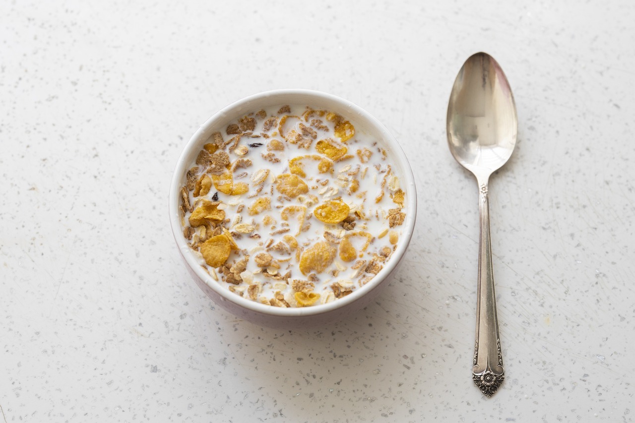 cereale, mic dejun