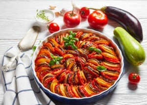 reteta de ratatouille reteta frantuzeasca ghiveci garnituri de legume retete de vara retete cu legume cum se face ratatouille