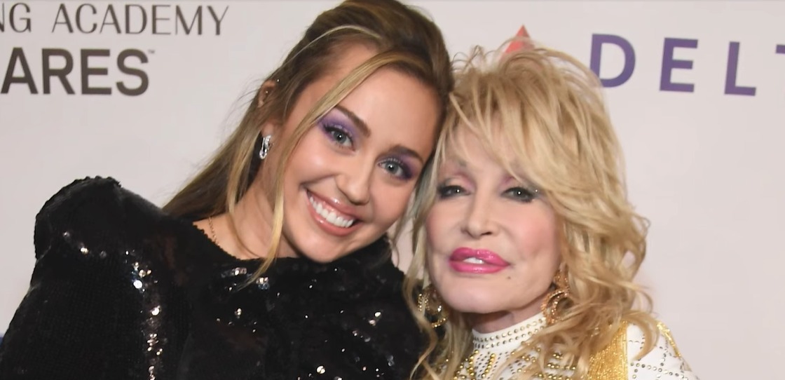 Dolly Parton și Miley Cyrus / Sursa foto: captură video Facebook The Howard Stern Show