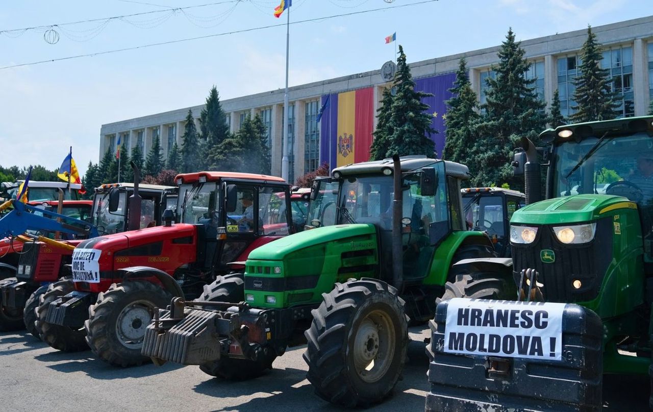 fermieri, proteste, moldova, agricultura, tractoare