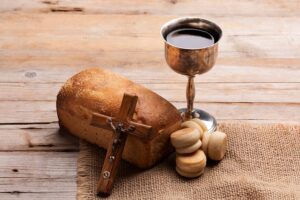 anafură fără gluten vin fara alcool pentru impartasanie biserica anglicana biserica catolica