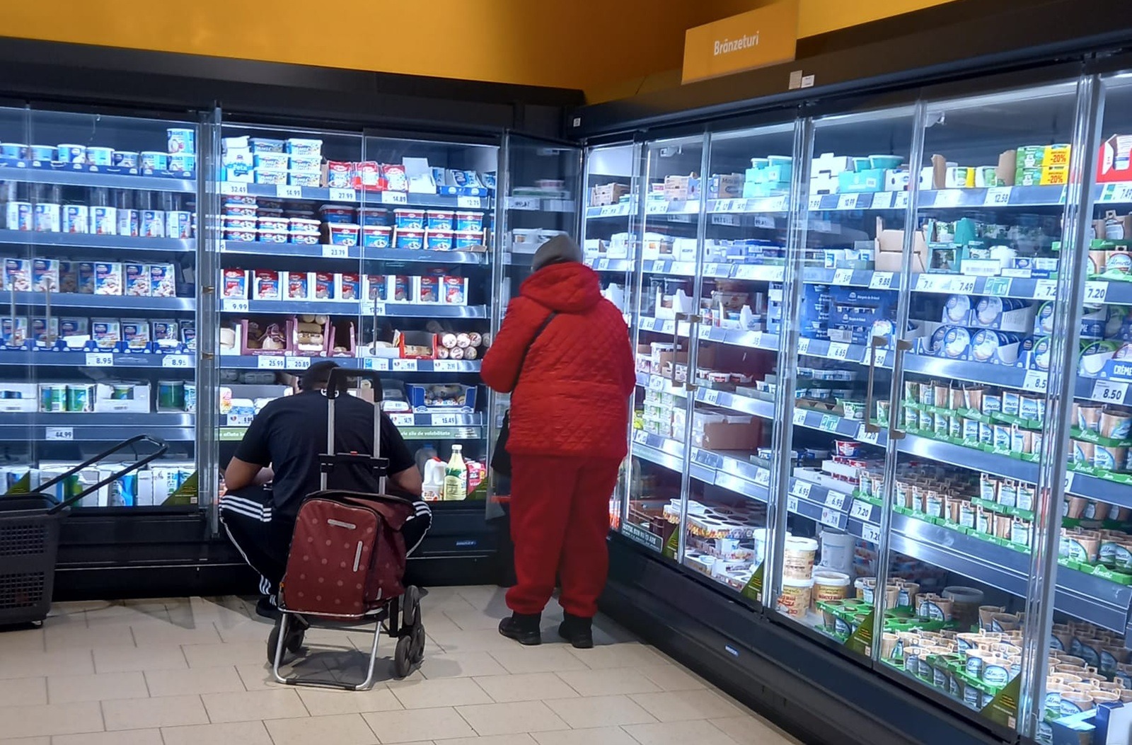 Prima zi de boicot în supermarketuri