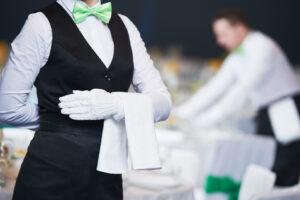 Angajații din restaurante sunt supuși stresului continuu