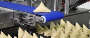 Prima mașină pentru samosa