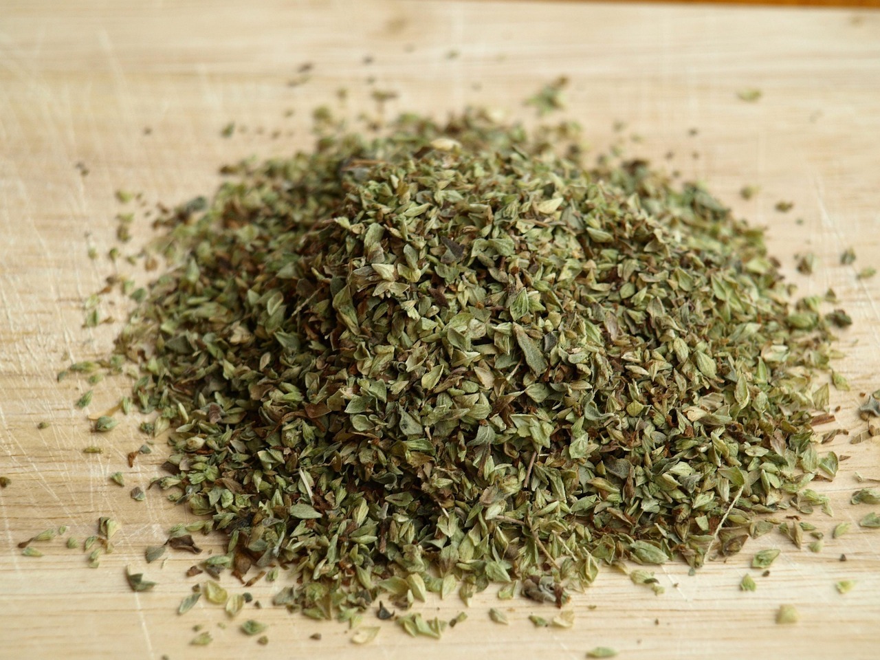 oregano restras din mai multe retele de retail din cauza prezentei alcaloizilor