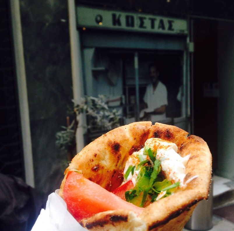 Souvlaki de la Kostas, în Atena, Grecia