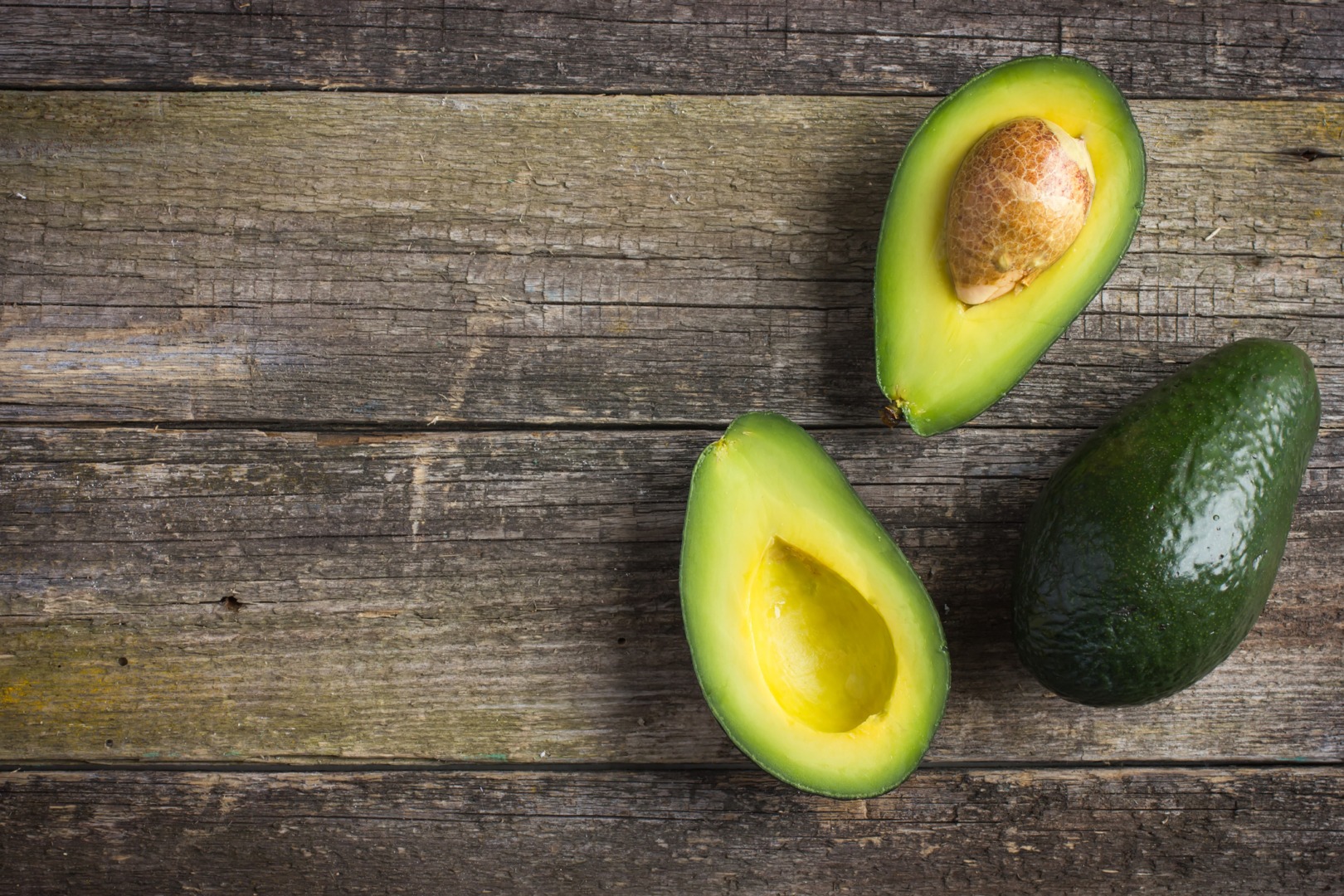 Un avocado pe zi ajută la somn