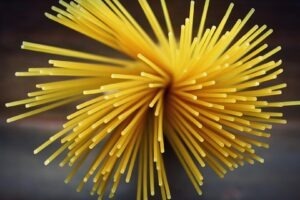 Pachete de paste şi făină contineau 100 de kilograme de ketamină