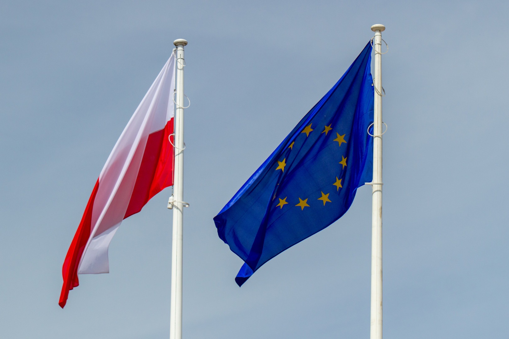 UE trimite Polonia în fața instanței pentru apa potabilă