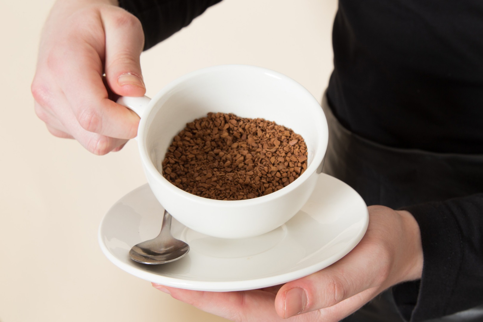 cana care include cafea instant