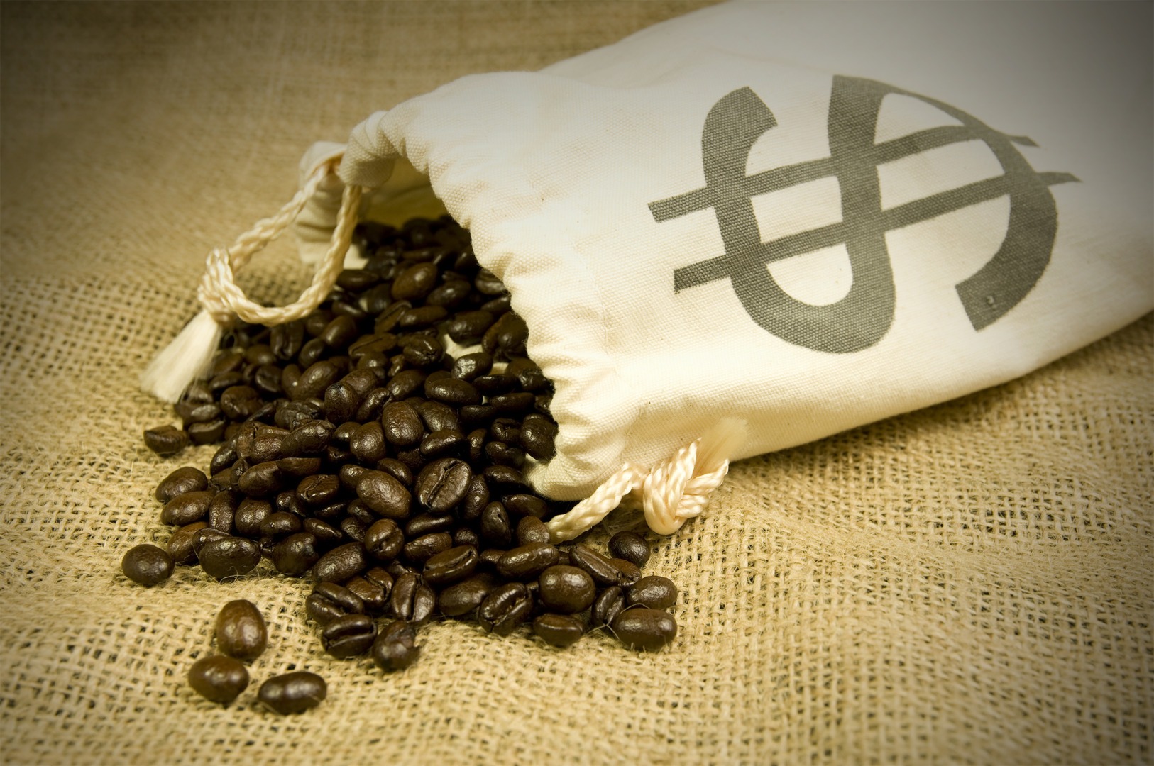 Prețul cafelei din SUA ar putea crește după noile tarife impuse Braziliei