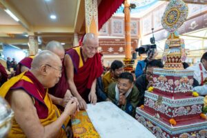 dalai lama tort