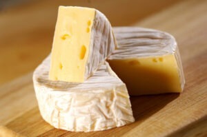 Focar de listeria in Franța, extins în Belgia