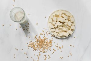 Proteinele din soia reduc colesterolul