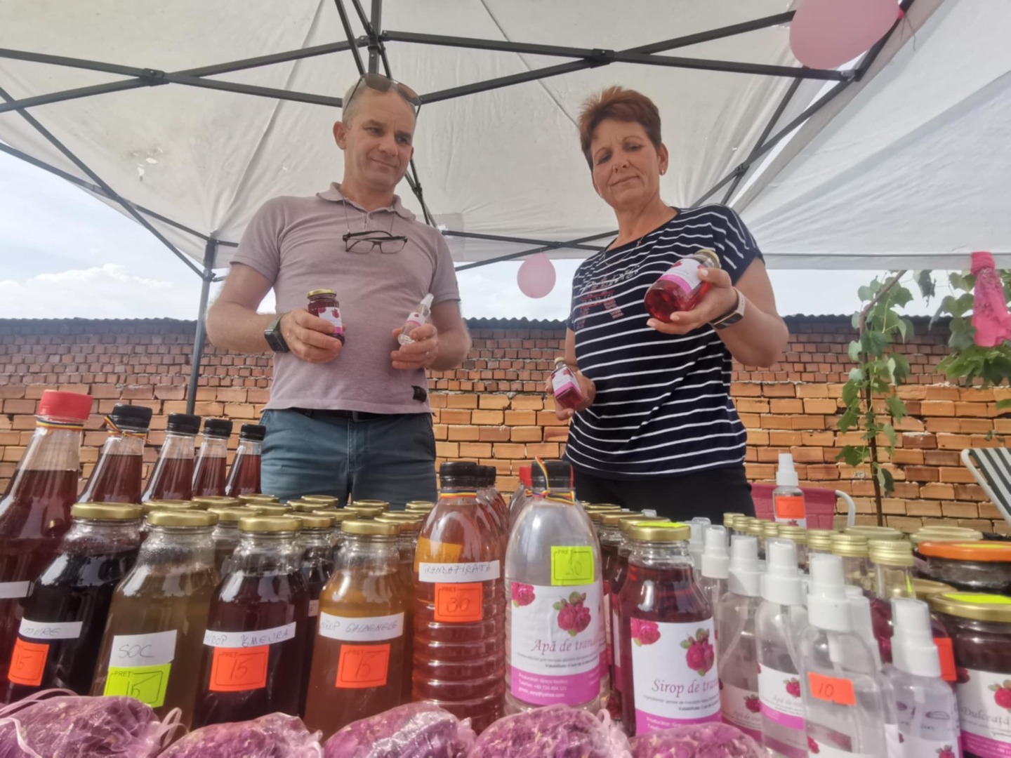 Produsele familiei Grecu de la Curtea FOTO Ștefan Both