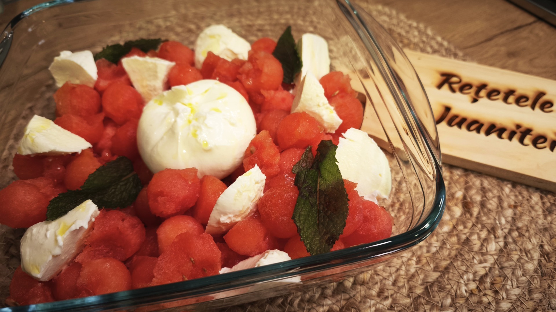 salata pepene rosu