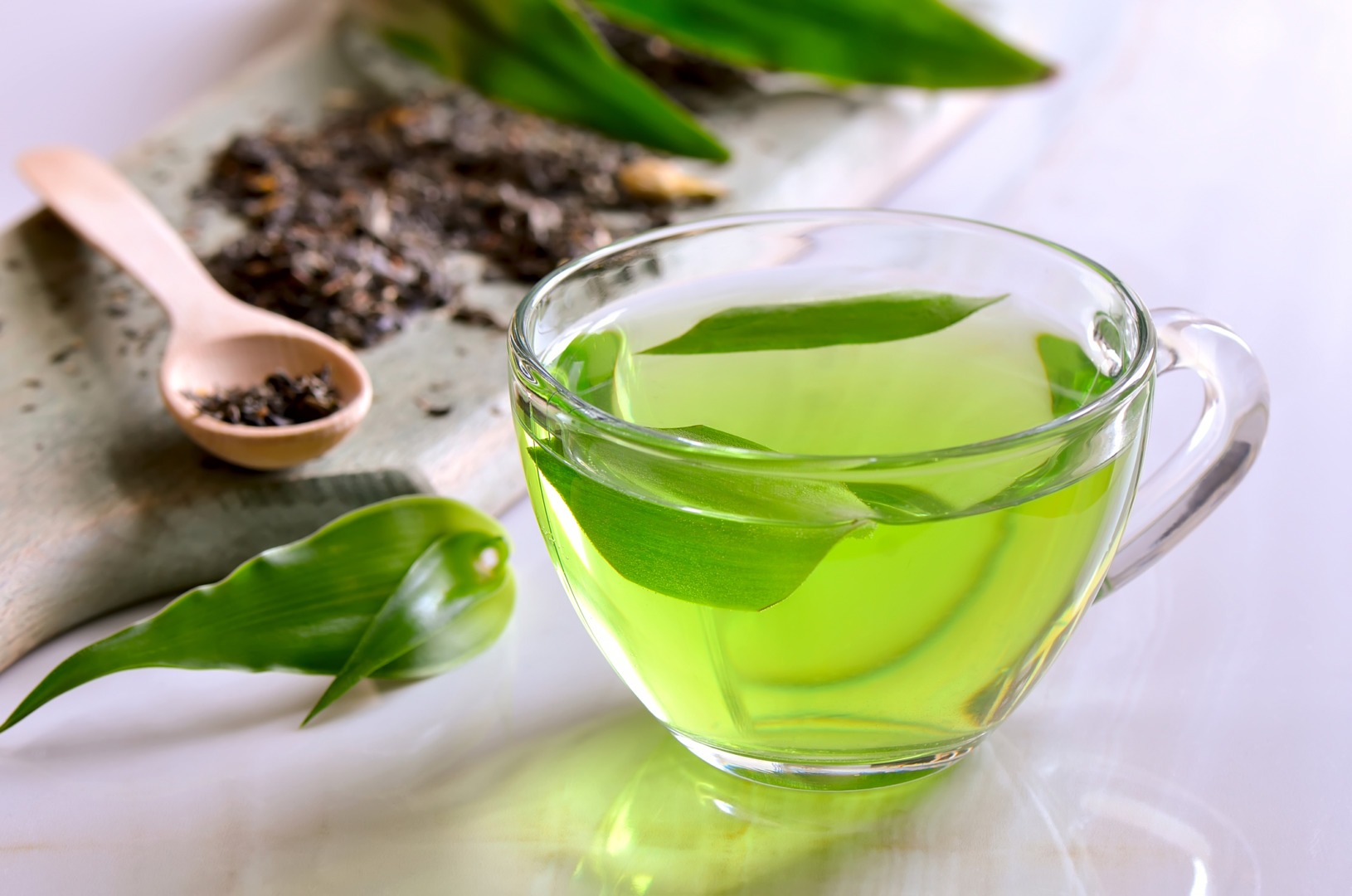CEaiul verde și vitamina B3, bune împotriva bolii Alzheimer