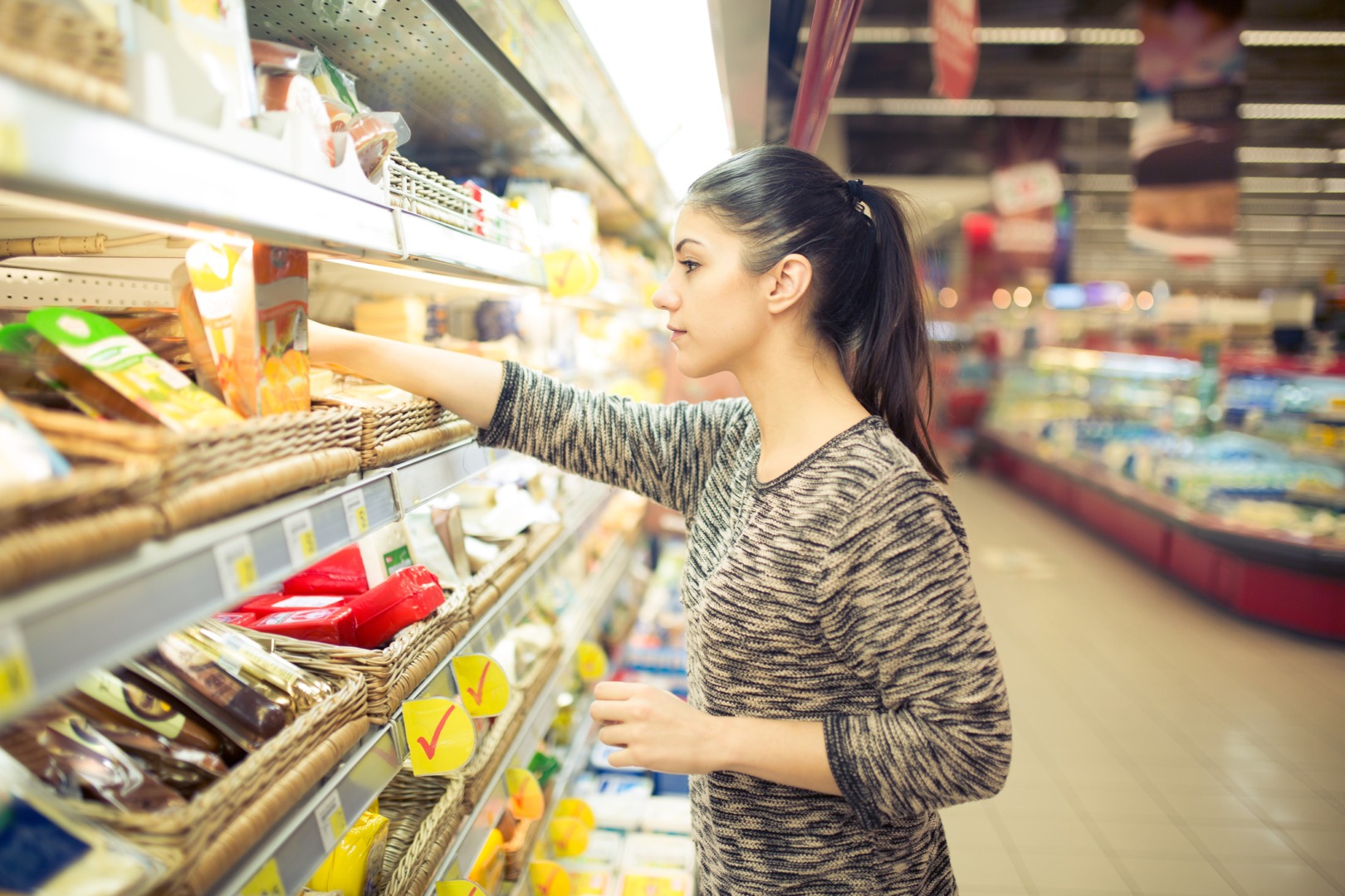 Prețurile la alimentele de bază ar putea crește