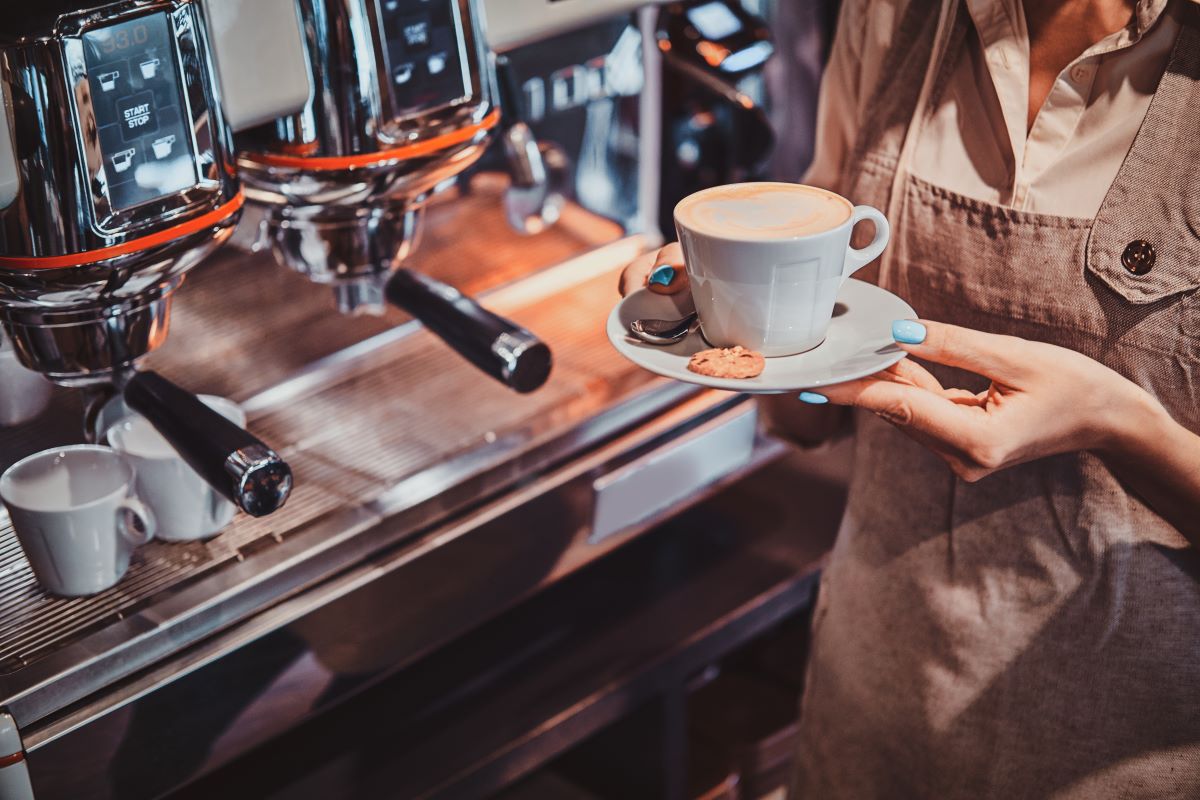 cafenelele din Romania, in criza din cauza cresterii preturilor cafelei