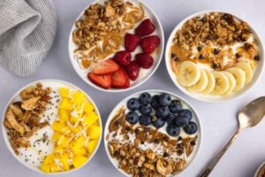 granola iaurt fruct mic dejun