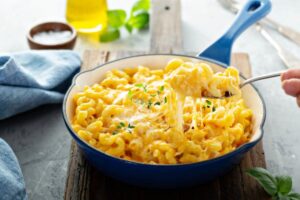 paste-mac-and-cheese-in-stil-american