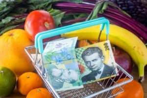 Piața legumelor și fructelor reprezintă doar 8,1 din bugetul consumatorilor