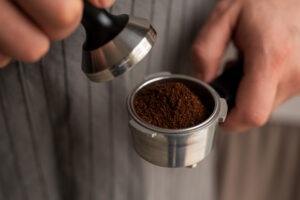 Cum păstrezi cafeaua măcinată