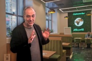 de-la-conducerea-unei-companii-it-de-top-la-un-business-in-horeca