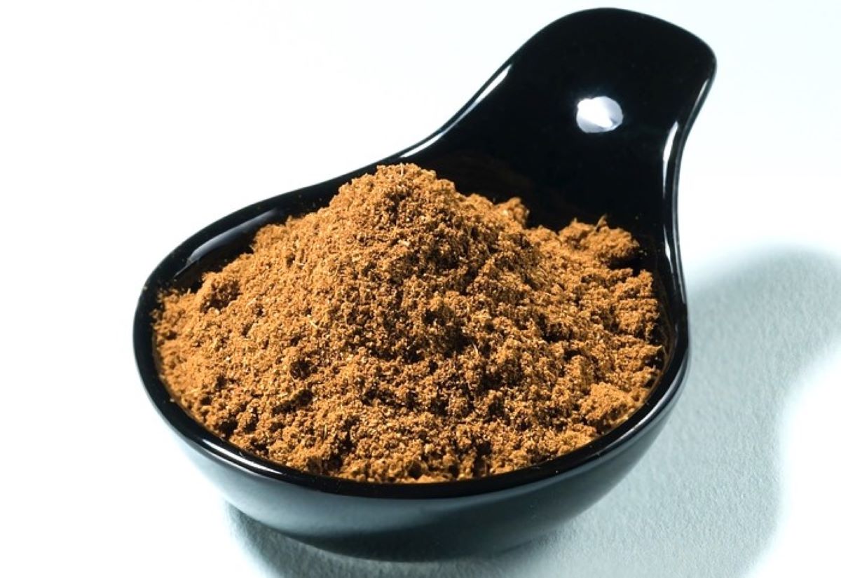 pisto-napoletano-mix-de-condimente-de-Craciun-nu-doar-pentru-dulciuri