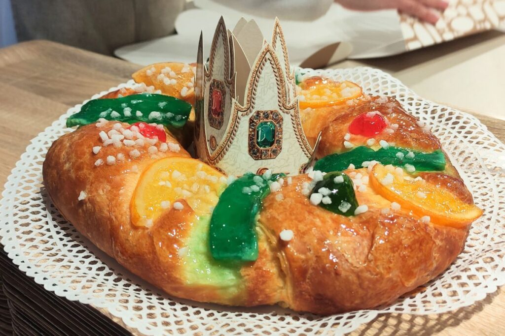 epifania-boboteaza-ziua-regilor-cei-trei-magi-tarta