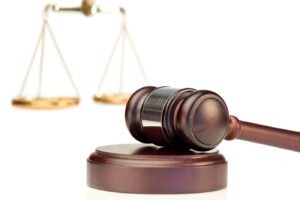 bomboane-ciocolata-si-oua-de-gaina-mita-respingere-acorduri-recunoastere-a-vinovatiei