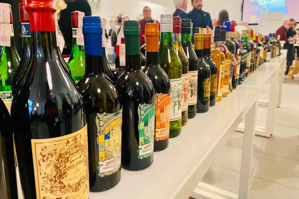 vermouth-ul-bautura-simbol-a-deceniilor-trecute-revine-in-actualitate